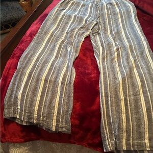 Briggs New York Striped Pants. Cotton. Elastic Waist Casual loose style Large